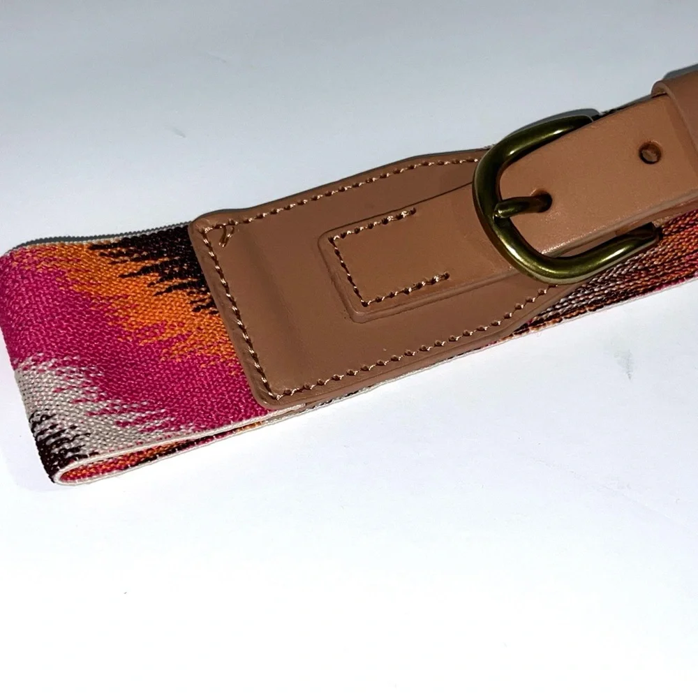 NEW Loft Aztec Elastic Textured Stretch‎ Cow Leather Woman’s Belt Small Stretchy